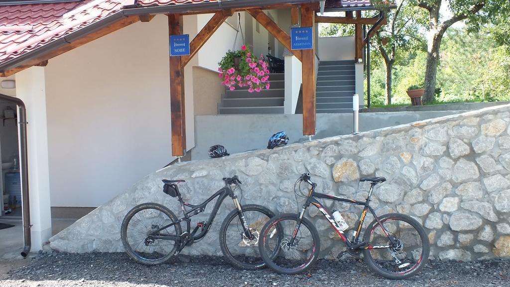 Guest House Ema Grabovac  Exterior foto