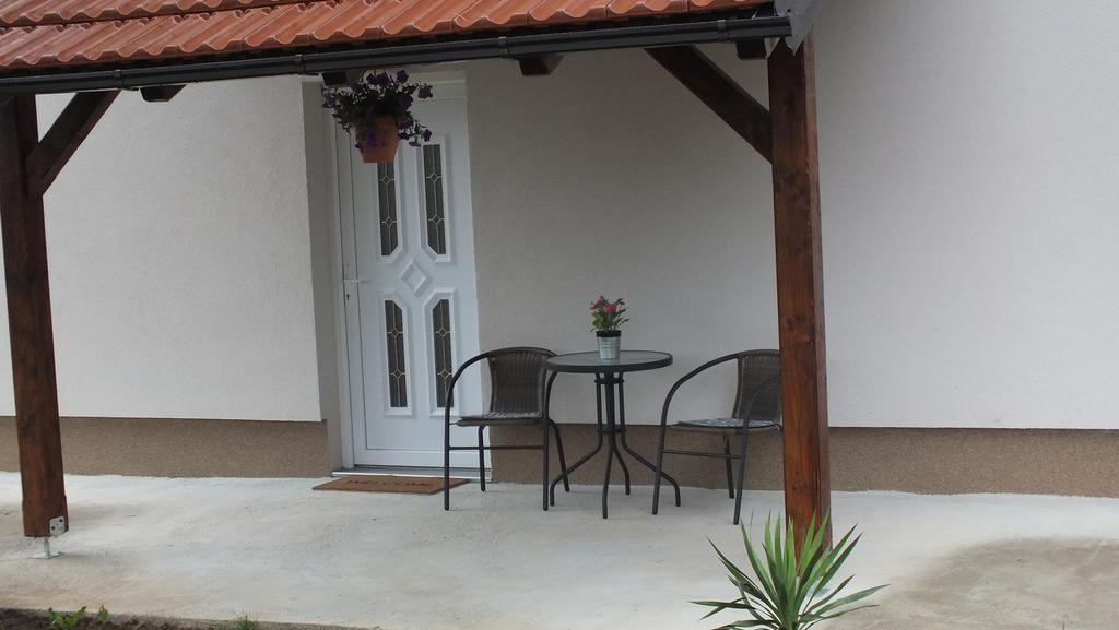 Guest House Ema Grabovac  Exterior foto
