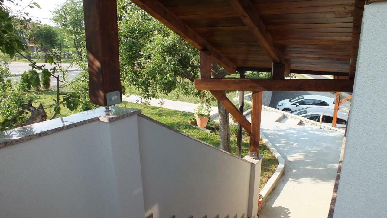 Guest House Ema Grabovac  Exterior foto